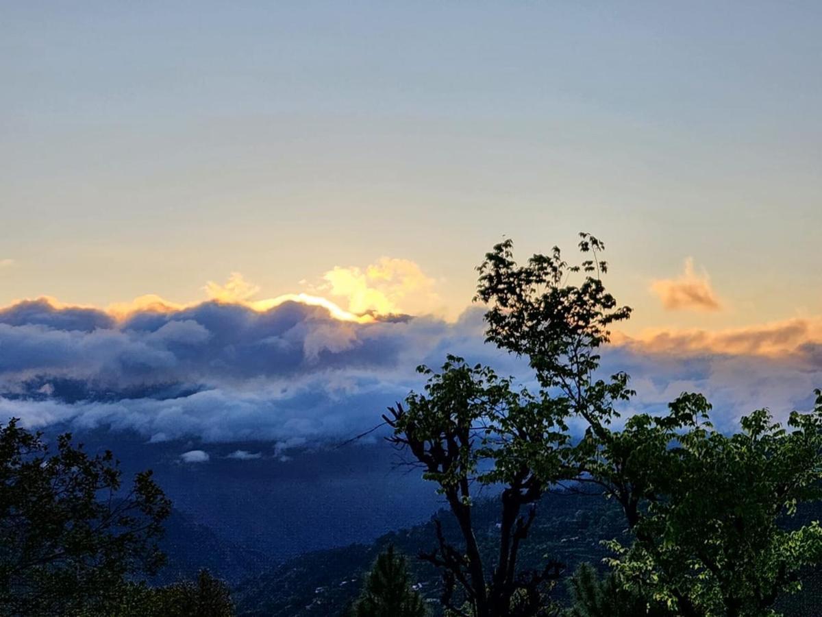 Pahaadi Dhun Homestay Chamba  エクステリア 写真