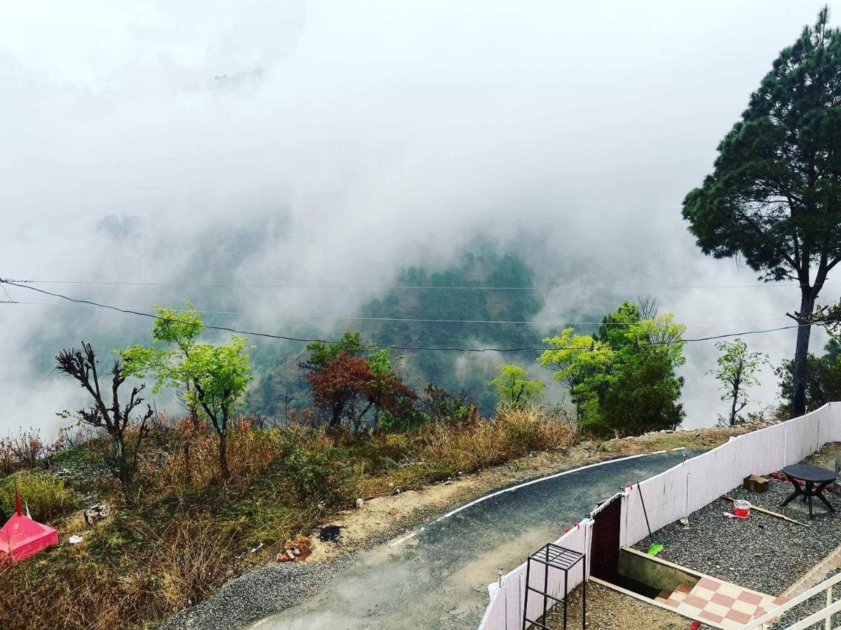 Pahaadi Dhun Homestay Chamba  エクステリア 写真