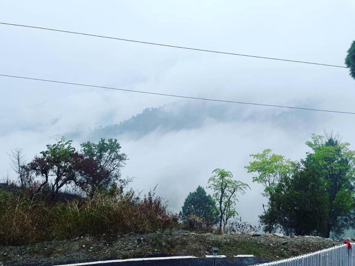 Pahaadi Dhun Homestay Chamba  エクステリア 写真