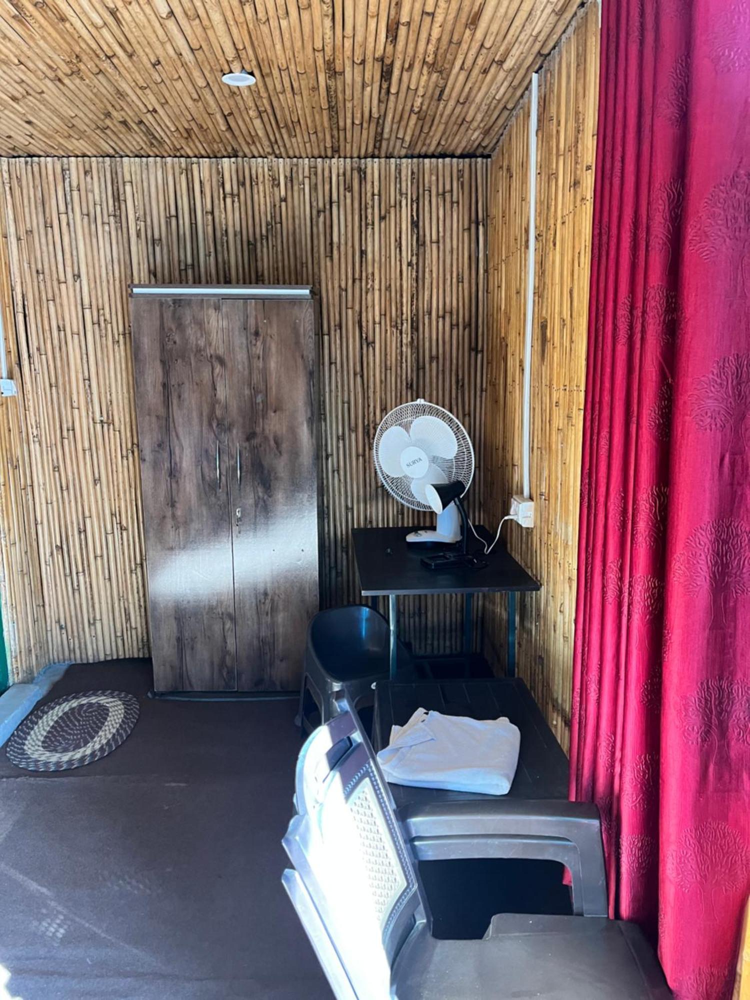 Pahaadi Dhun Homestay Chamba  エクステリア 写真